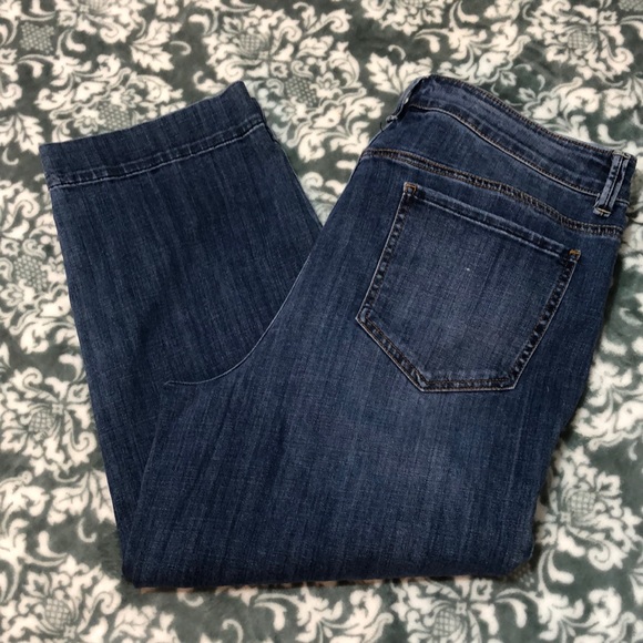 Chico's Platinum Straight Crop Blue Jeans Size 2 - Picture 1 of 13